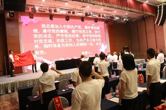 9577DEC4B2987D47CCEE1C336B4A3695